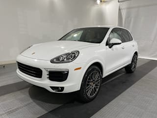 2017 Porsche Cayenne Base WP1AA2A27HKA88153 2017 Porsche Cayenne Base