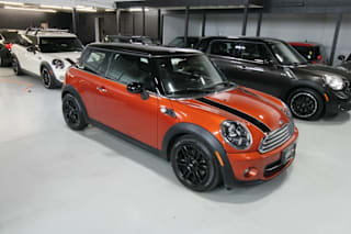 2012 MINI Cooper Base WMWSU3C59CT369591 2012 MINI Cooper Base