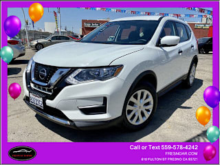 2017 Nissan Rogue S KNMAT2MV2HP585910 2017 Nissan Rogue S