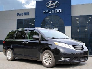 2016 Toyota Sienna XLE 8-Passenger 5TDYK3DC9GS709665 2016 Toyota Sienna XLE 8-Passenger