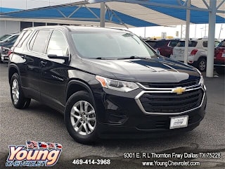 2018 Chevrolet Traverse LS 1GNERFKW9JJ160140 2018 Chevrolet Traverse LS