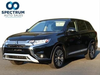 2019 Mitsubishi Outlander SE JA4AZ3A32KZ045888 2019 Mitsubishi Outlander SE