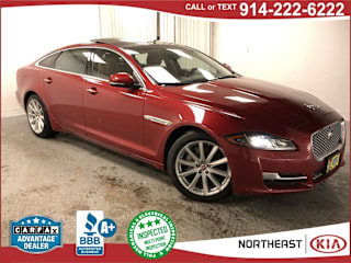 2017 Jaguar XJL Portfolio SAJWJ2GD1H8W09723 2017 Jaguar XJL Portfolio