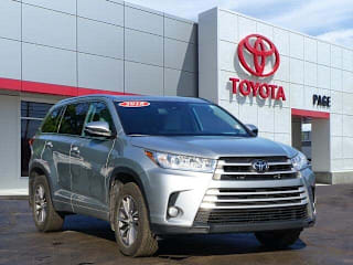 2018 Toyota Highlander XLE 5TDJZRFH5JS557092 2018 Toyota Highlander XLE