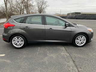 2016 Ford Focus Titanium 1FADP3N24GL248582 2016 Ford Focus Titanium