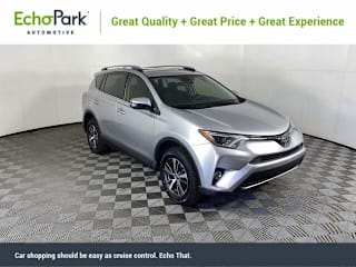 2018 Toyota RAV4 XLE JTMWFREVXJJ200817 2018 Toyota RAV4 XLE
