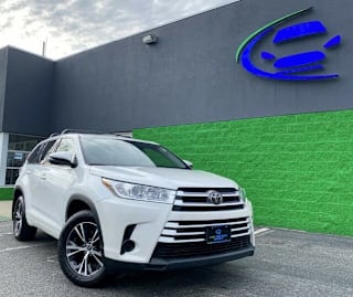2018 Toyota Highlander LE 5TDBZRFH9JS487195 2018 Toyota Highlander LE
