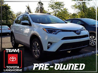 2018 Toyota RAV4 Hybrid XLE JTMRJREV5JD166067 2018 Toyota RAV4 Hybrid XLE