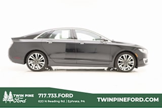 2018 Lincoln MKZ 3LN6L5F96JR614195 2018 Lincoln MKZ