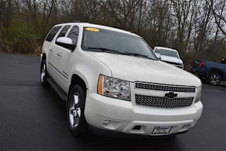 2011 Chevrolet Suburban 1GNSKKE32BR212793 2011 Chevrolet Suburban
