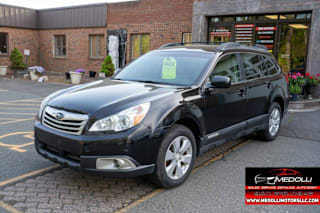 2010 Subaru Outback 2.5i Premium 4S4BRBCC8A3351718 2010 Subaru Outback 2.5i Premium
