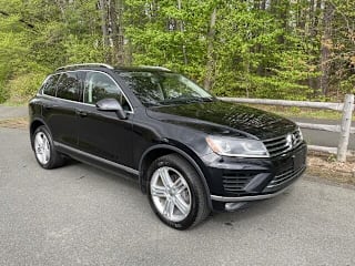 2015 Volkswagen Touareg V6 Executive WVGEF9BP0FD002976 2015 Volkswagen Touareg V6 Executive
