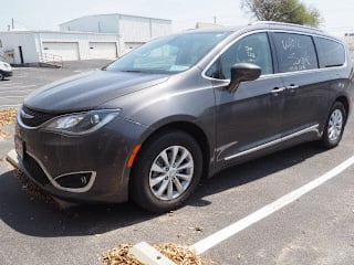 2019 Chrysler Pacifica Touring L 35th Anniversary 2C4RC1BG1KR650687 2019 Chrysler Pacifica Touring L 35th Anniversary