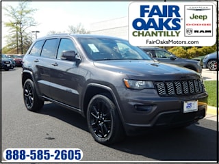 2018 Jeep Grand Cherokee Laredo 1C4RJFAG1JC105813 2018 Jeep Grand Cherokee Laredo