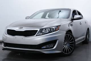 2011 Kia Optima KNAGR4A64B5139713 2011 Kia Optima