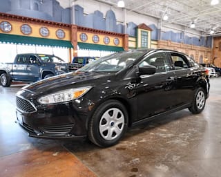 2018 Ford Focus 1FADP3E22JL204703 2018 Ford Focus