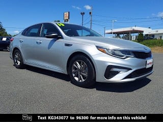 2019 Kia Optima LX 5XXGT4L3XKG343077 2019 Kia Optima LX