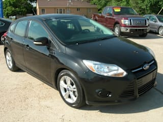 2013 Ford Focus SE 1FADP3K20DL225560 2013 Ford Focus SE