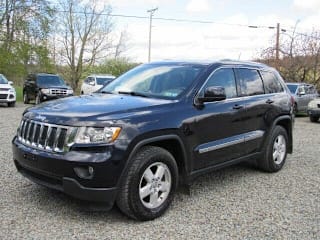 2011 Jeep Grand Cherokee Laredo 1J4RR4GG4BC567654 2011 Jeep Grand Cherokee Laredo