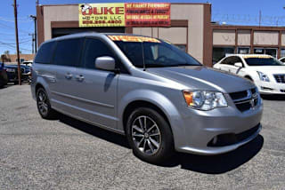 2017 Dodge Grand Caravan SXT 2C4RDGCG3HR711335 2017 Dodge Grand Caravan SXT