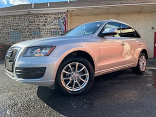 2010 Audi Q5 3.2 quattro Premium WA1CKAFP2AA047277 2010 Audi Q5 3.2 quattro Premium
