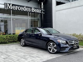 2019 Mercedes-Benz E-Class E 300 4MATIC WDDZF4KB1KA523428 2019 Mercedes-Benz E-Class E 300 4MATIC