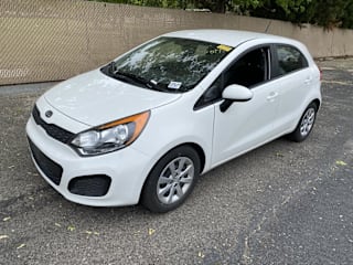 2012 Kia Rio 5-Door LX KNADM5A35C6052444 2012 Kia Rio 5-Door LX