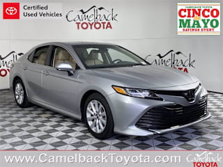 2018 Toyota Camry LE 4T1B11HK9JU028967 2018 Toyota Camry LE