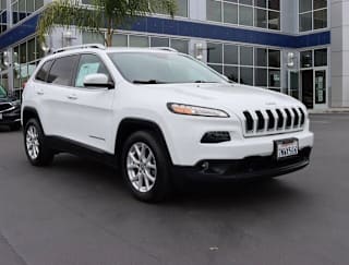 2016 Jeep Cherokee Latitude 1C4PJLCB1GW127390 2016 Jeep Cherokee Latitude