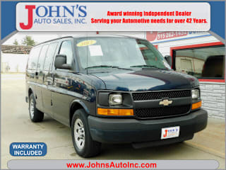 2012 Chevrolet Express Passenger 1GNSGBF4XC1198957 2012 Chevrolet Express Passenger