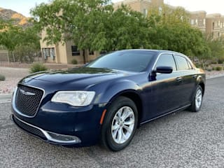 2016 Chrysler 300 Limited 2C3CCAAGXGH211948 2016 Chrysler 300 Limited