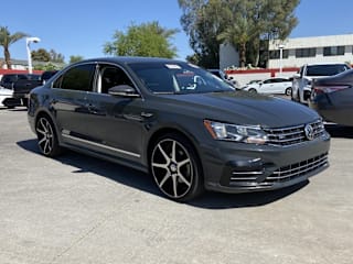 2017 Volkswagen Passat 1VWDT7A39HC024119 2017 Volkswagen Passat