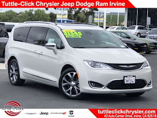 2017 Chrysler Pacifica Limited 2C4RC1GG3HR643290 2017 Chrysler Pacifica Limited