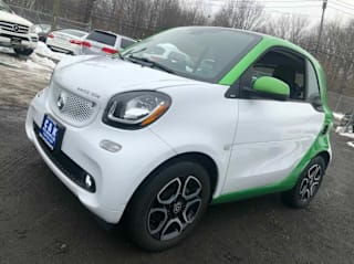 2017 Smart fortwo electric drive WMEFJ9BA3HK229615 2017 Smart fortwo electric drive