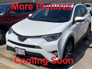 2018 Toyota RAV4 JTMRFREV8JD231737 2018 Toyota RAV4