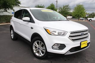 2019 Ford Escape SE 1FMCU0GD9KUB34751 2019 Ford Escape SE