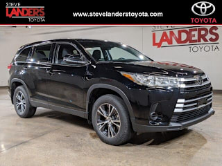 2019 Toyota Highlander LE 5TDZARFH8KS057780 2019 Toyota Highlander LE