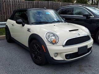 2015 MINI Convertible WMWZP3C52F2A91636 2015 MINI Convertible