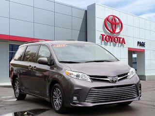 2019 Toyota Sienna XLE 8-Passenger 5TDYZ3DC6KS001281 2019 Toyota Sienna XLE 8-Passenger