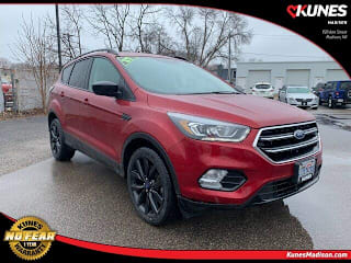 2017 Ford Escape 1FMCU9GD9HUC20610 2017 Ford Escape