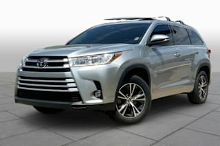 2017 Toyota Highlander LE 5TDZZRFH7HS212952 2017 Toyota Highlander LE