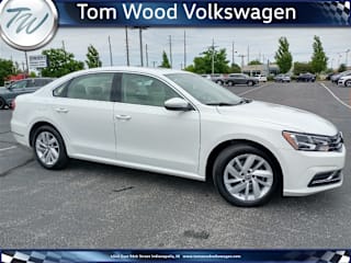 2018 Volkswagen Passat 2.0T SE 1VWBA7A39JC051274 2018 Volkswagen Passat 2.0T SE