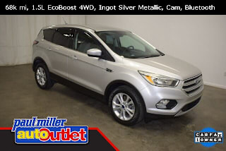 2017 Ford Escape SE 1FMCU9GD4HUC62506 2017 Ford Escape SE