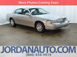 2008 Lincoln Town Car 2LNHM82V88X650881 2008 Lincoln Town Car
