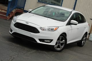 2018 Ford Focus SE 1FADP3FE7JL202812 2018 Ford Focus SE