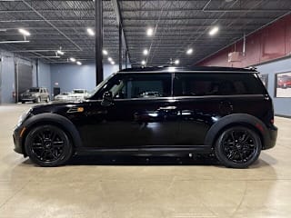 2013 MINI Clubman Cooper WMWZF3C56DT571167 2013 MINI Clubman Cooper