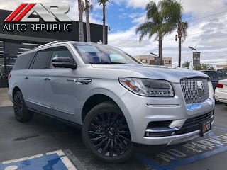 2019 Lincoln Navigator L Reserve 5LMJJ3LT0KEL18255 2019 Lincoln Navigator L Reserve