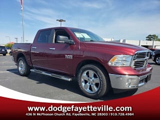 2018 Ram Pickup 1500 1C6RR6LG7JS245335 2018 Ram Pickup 1500
