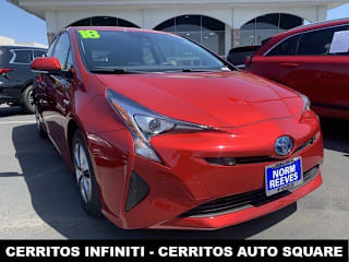 2018 Toyota Prius Three JTDKARFUXJ3553842 2018 Toyota Prius Three