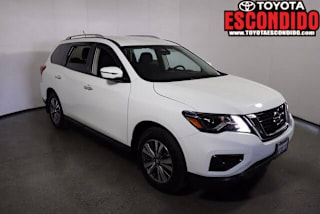 2018 Nissan Pathfinder S 5N1DR2MN9JC618745 2018 Nissan Pathfinder S